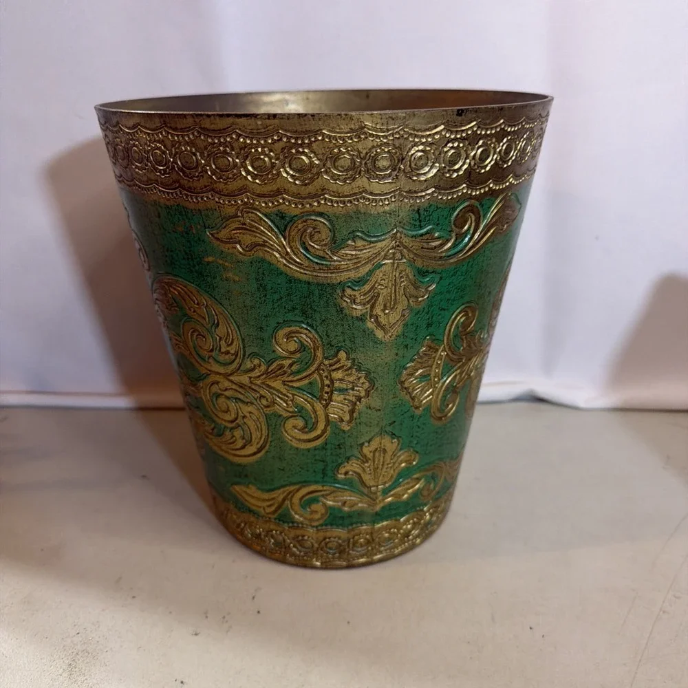 Vintage Italian Florentine Gilt Green Gold Tole Trash Can Bin Waste Basket
